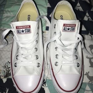 BRAND NEW white Converse Lo Tops